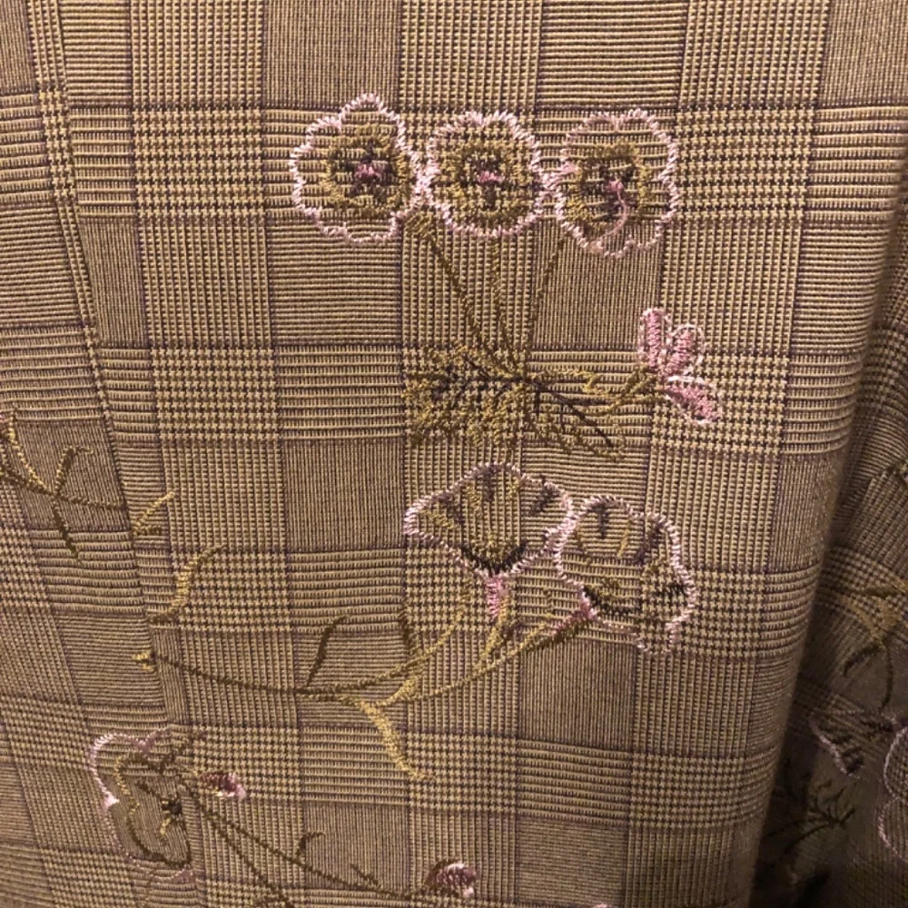 Donna Rae Jacket - Picture 3 of 4